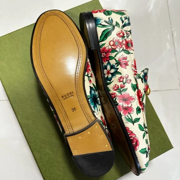 GUCCI Horsebit Printed Leather Loafers - Picture 10 of 11